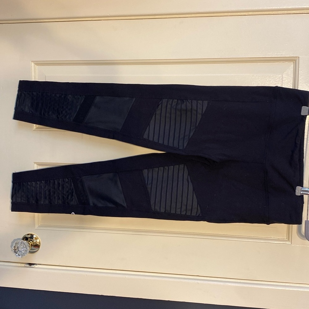 ALO moto leggings